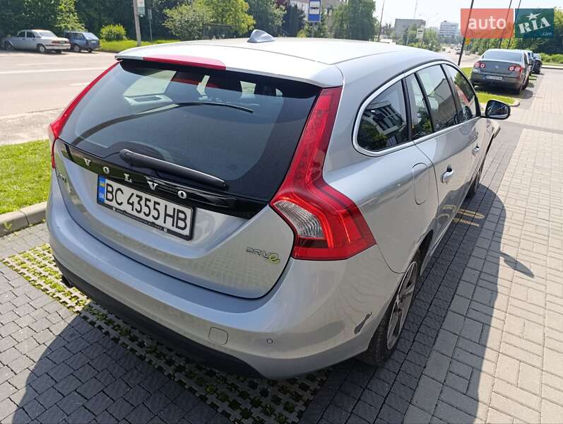 Универсал Volvo V60 2011 в Львове фото 11 Универсал Volvo V60 2011 в Львове