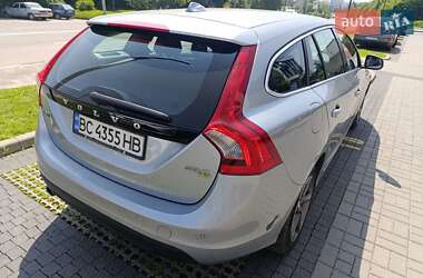 Универсал Volvo V60 2011 в 