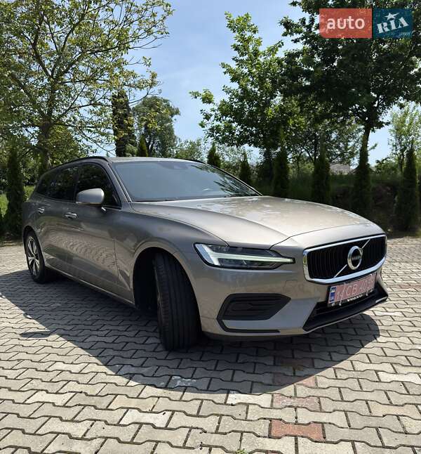 Volvo V60 2019