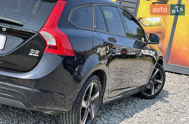 Универсал Volvo V60 2015 в 