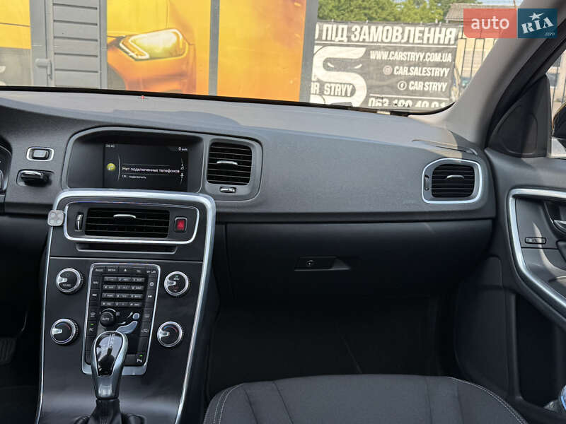 Универсал Volvo V60 2015 в Стрые