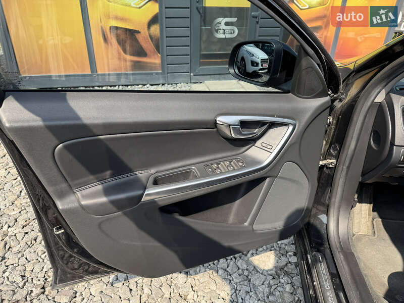 Универсал Volvo V60 2015 в Стрые