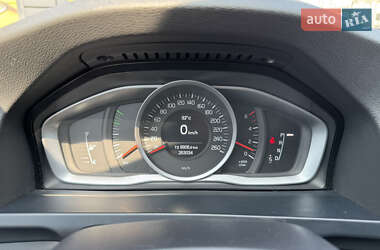 Универсал Volvo V60 2015 в 
