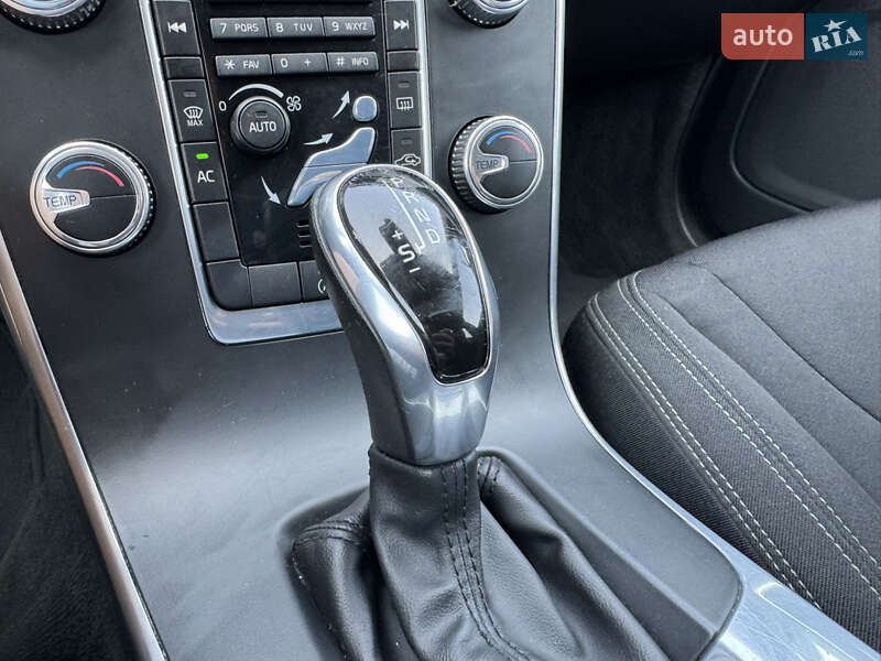 Универсал Volvo V60 2015 в Стрые