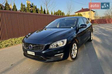 Универсал Volvo V60 2015 в 