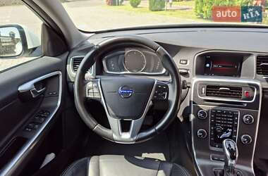 Универсал Volvo V60 2014 в 