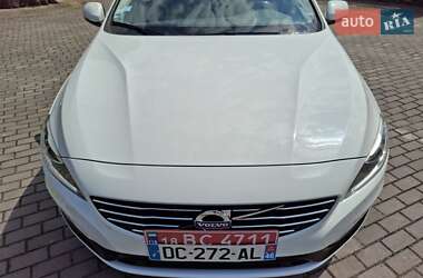 Универсал Volvo V60 2014 в 