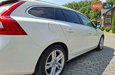 Универсал Volvo V60 2014 в 