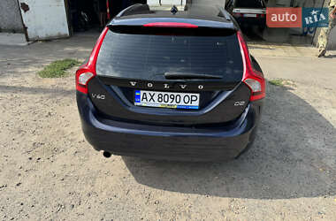 Универсал Volvo V60 2016 в 