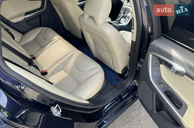 Универсал Volvo V60 2016 в 