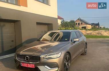 Универсал Volvo V60 2021 в Ровно