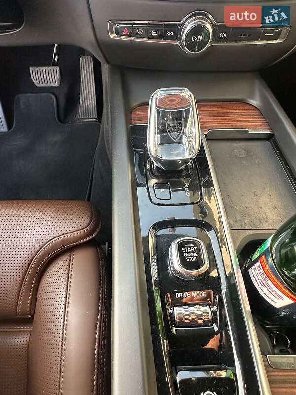 Универсал Volvo V60 2021 в Ровно