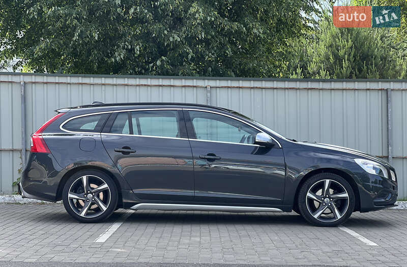 Универсал Volvo V60 2011 в Луцке