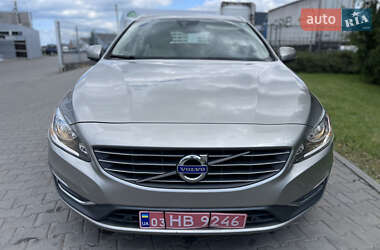 Универсал Volvo V60 2015 в 