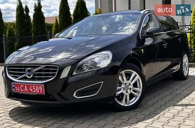 Универсал Volvo V60 2012 в 