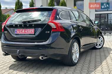 Универсал Volvo V60 2012 в 