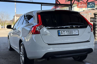 Универсал Volvo V60 2013 в 