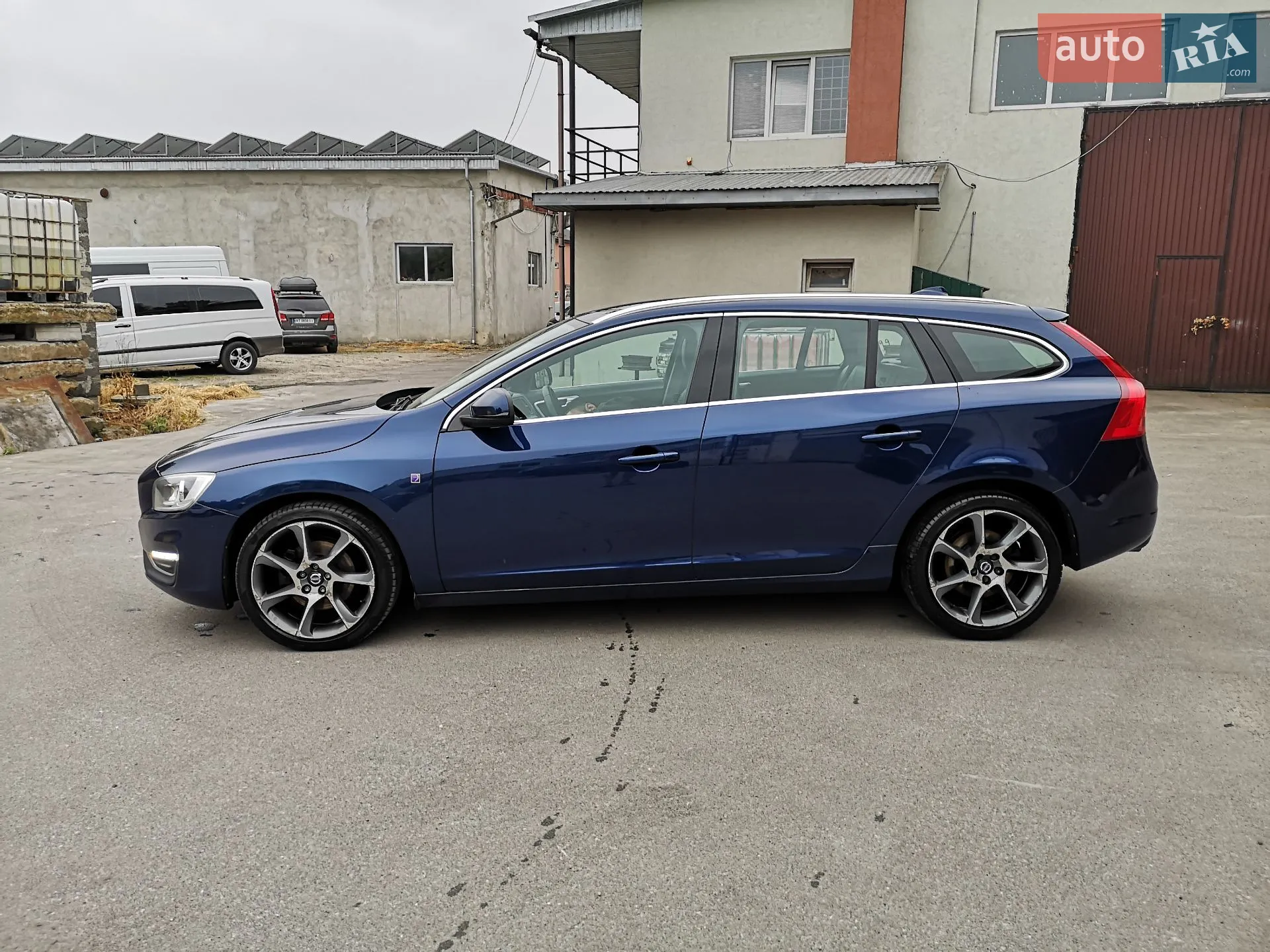 2015 Volvo V60 - мініатюра 4