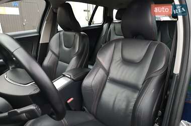 Универсал Volvo V60 2015 в 