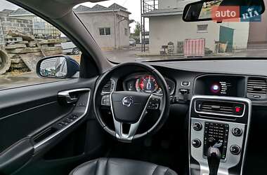Универсал Volvo V60 2015 в 