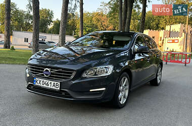 Универсал Volvo V60 2014 в 