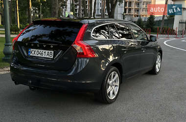 Универсал Volvo V60 2014 в 