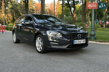 Универсал Volvo V60 2014 в 