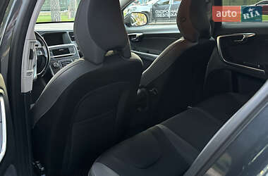 Универсал Volvo V60 2014 в 
