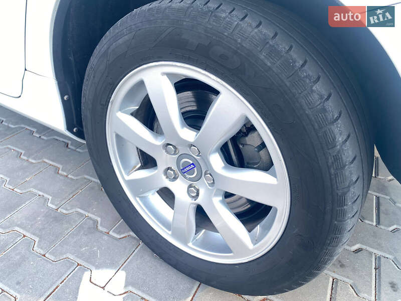 Универсал Volvo V60 2011 в Тульчине