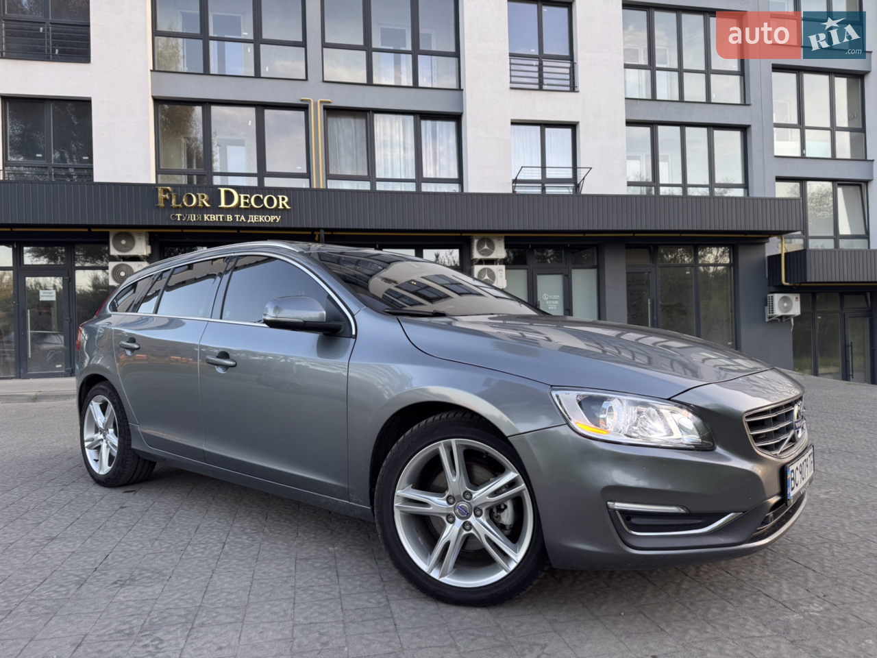 2015 Volvo V60 - мініатюра 51