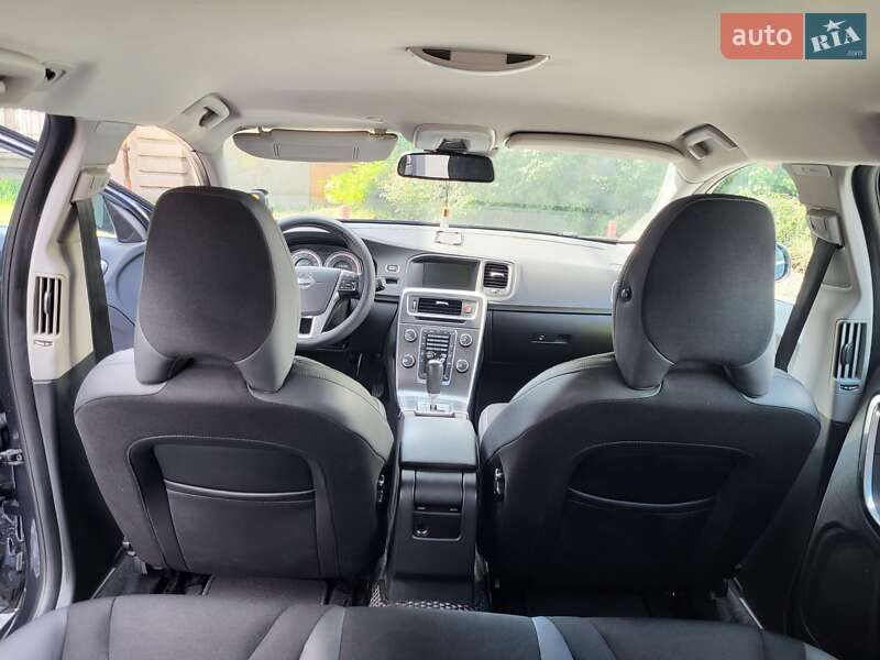 Універсал Volvo V60 2012 в Запоріжжі