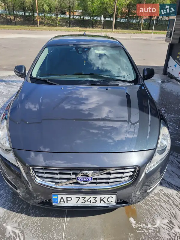 Volvo V60