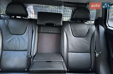 Универсал Volvo V60 2012 в 