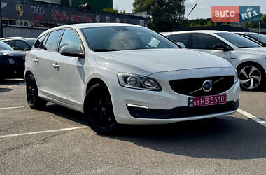 Универсал Volvo V60 2016 в 