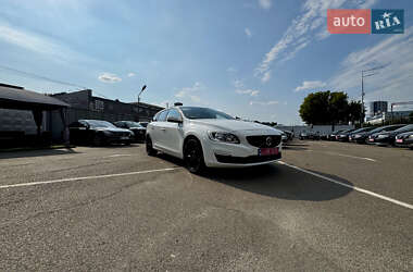 Универсал Volvo V60 2016 в 