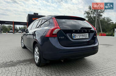 Универсал Volvo V60 2012 в 