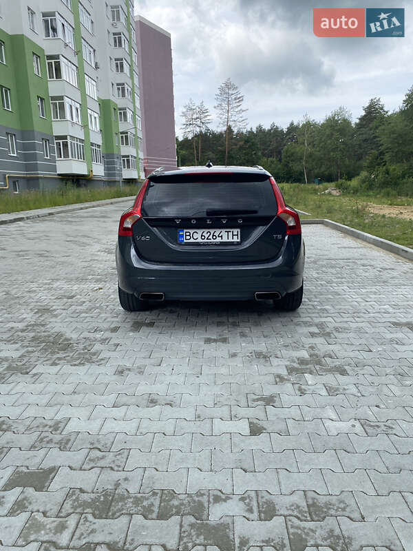 Универсал Volvo V60 2014 в Новояворовске фото 3 Универсал Volvo V60 2014 в Новояворовске