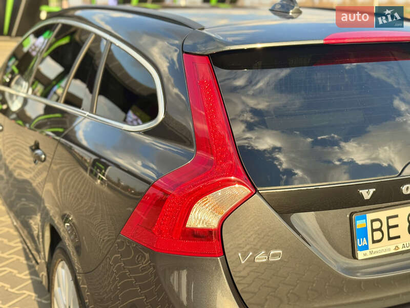 Універсал Volvo V60 2014 в Миколаєві