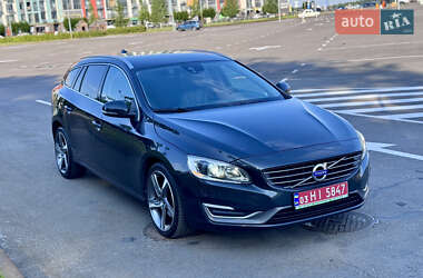 Универсал Volvo V60 2014 в 
