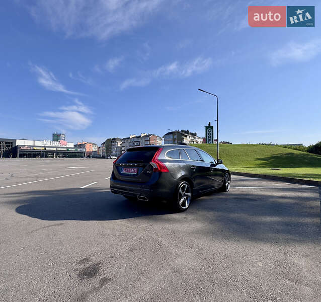 Универсал Volvo V60 2014 в Киеве