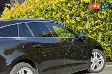 Универсал Volvo V60 2012 в 