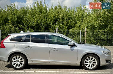Универсал Volvo V60 2014 в 