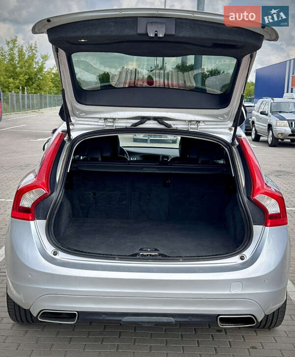 Универсал Volvo V60 2014 в Ровно