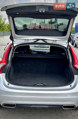 Универсал Volvo V60 2014 в 