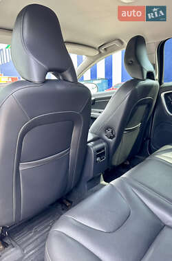 Универсал Volvo V60 2014 в 