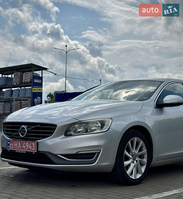 Универсал Volvo V60 2014 в Ровно