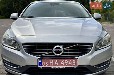 Универсал Volvo V60 2014 в 