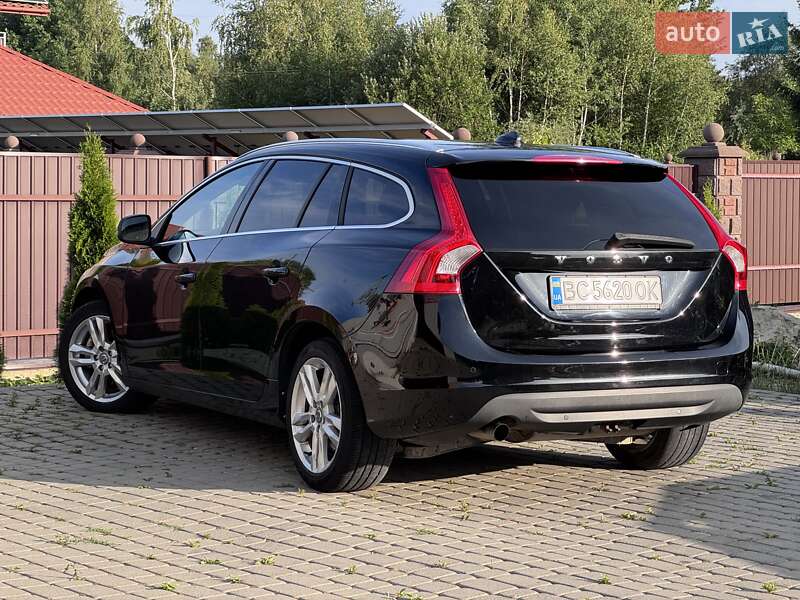 Универсал Volvo V60 2010 в Стрые