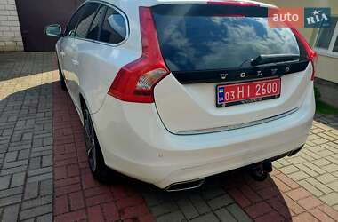 Универсал Volvo V60 2014 в 