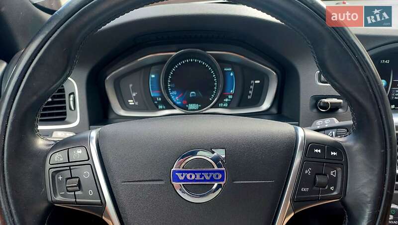 Універсал Volvo V60 2014 в Бродах